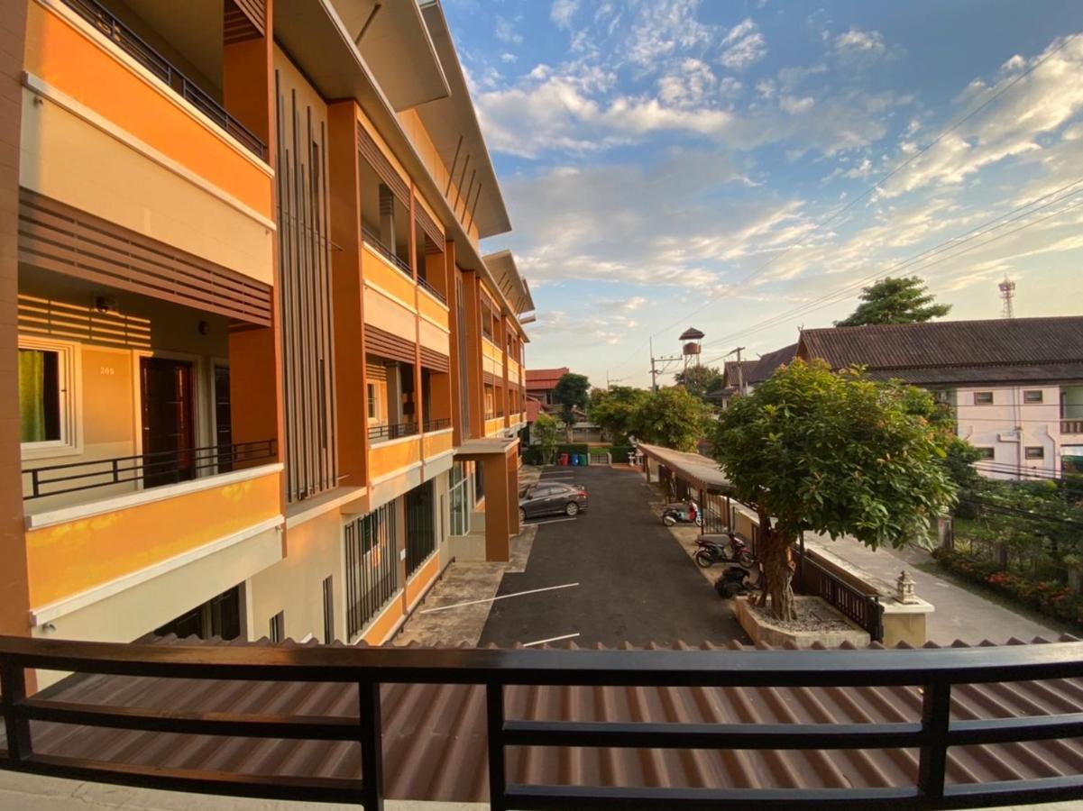 Preme Apartment @Maejo Ban pa Lan  Exterior foto